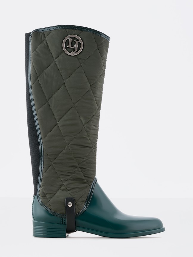 Hunt Dark Green