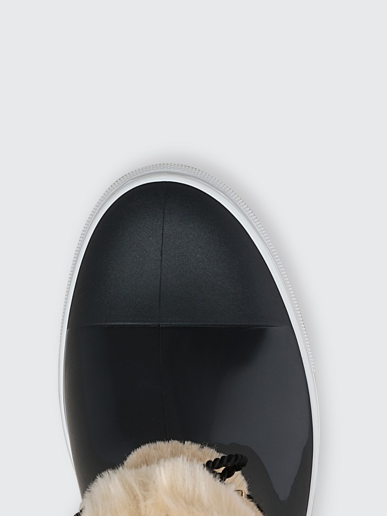 Yeti Black