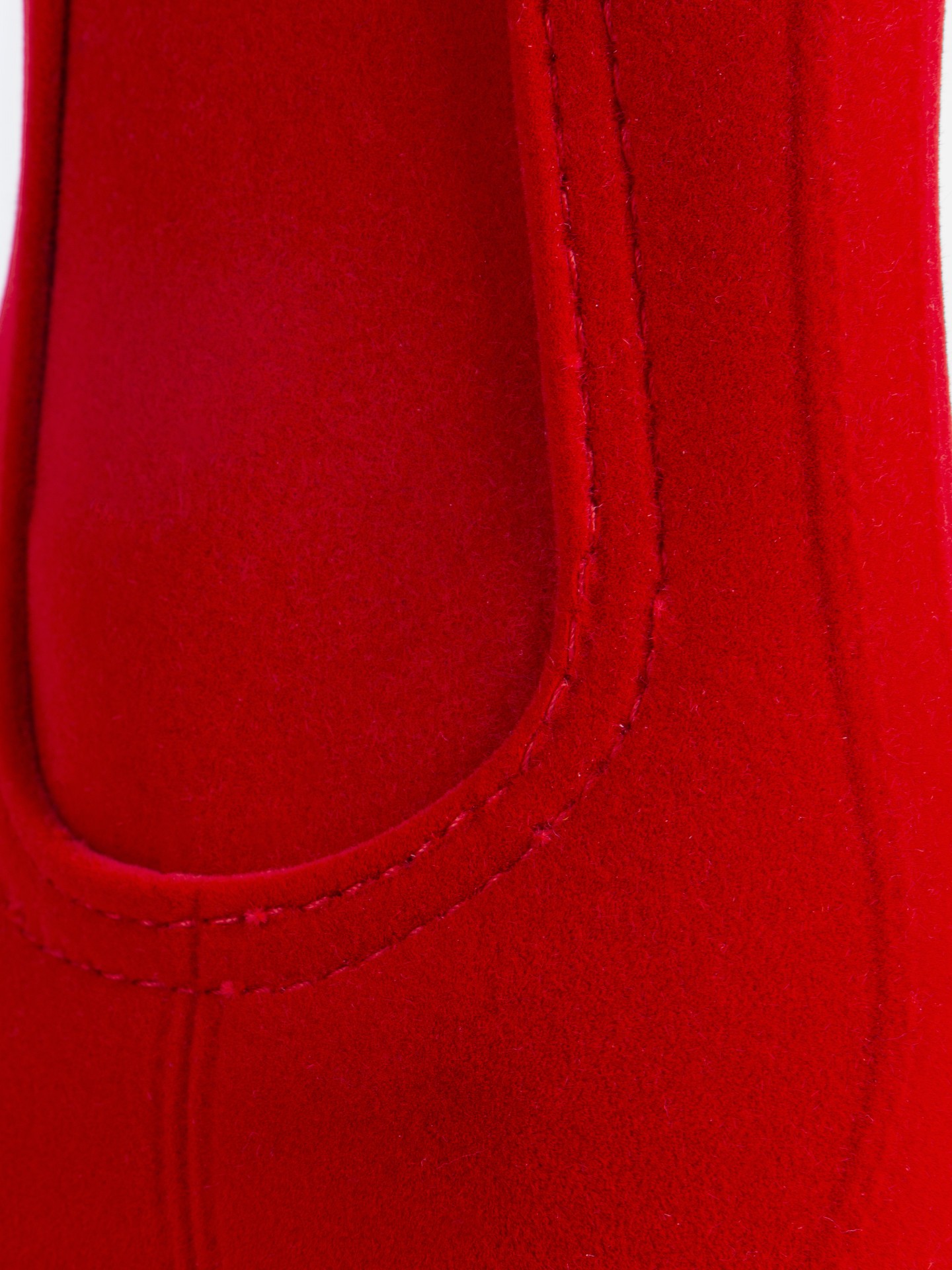 VELVETY 16