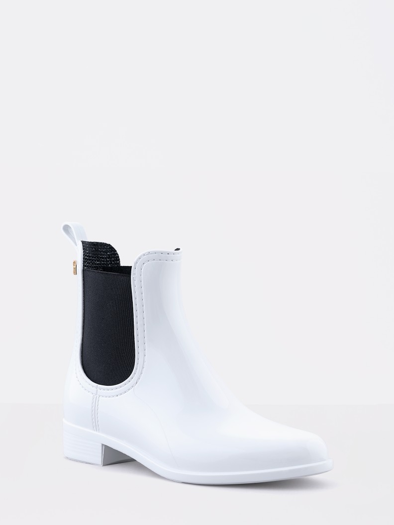 Pisa White