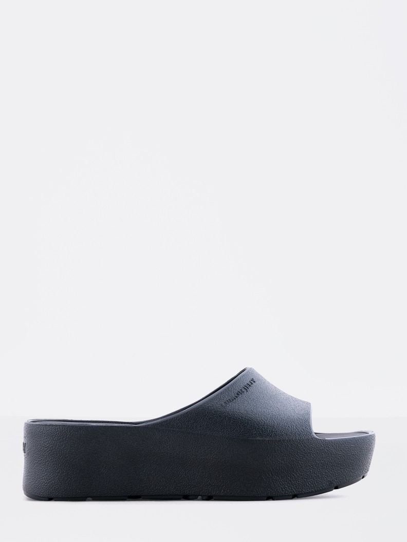 Sunny Black I