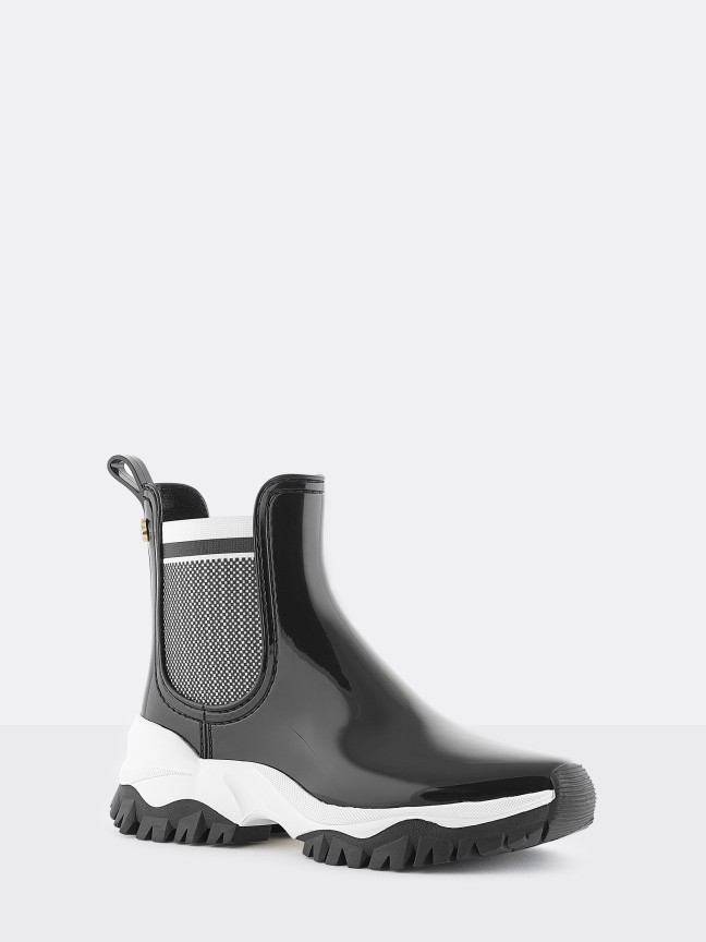 JORDAN 01