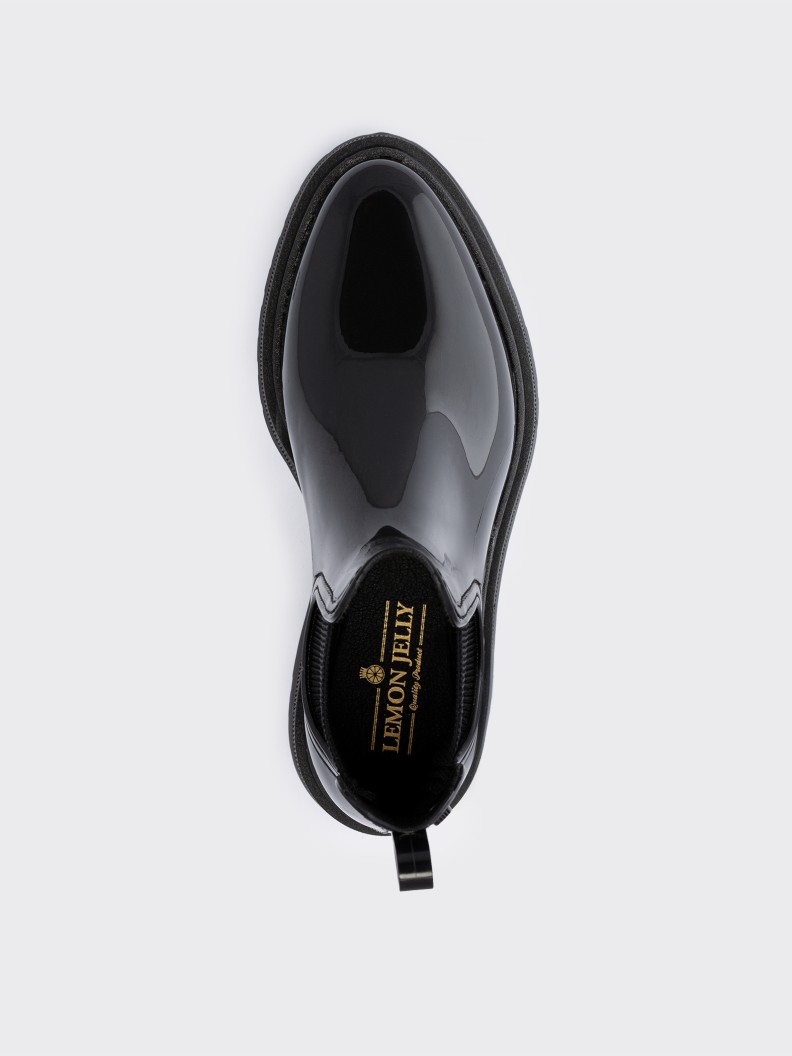 Netty Black