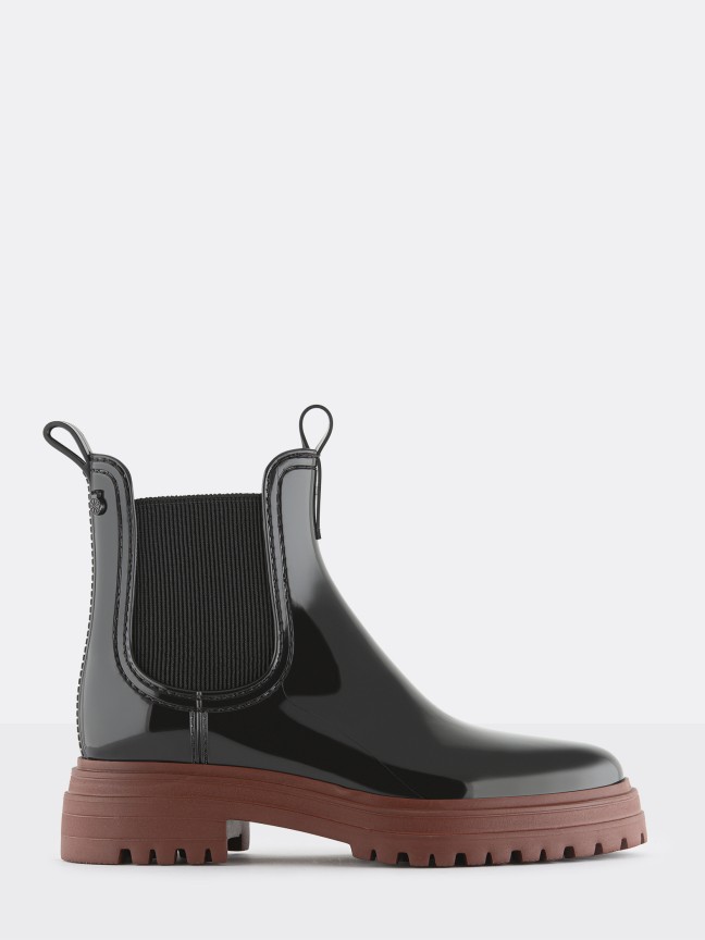 Walker Deep Red