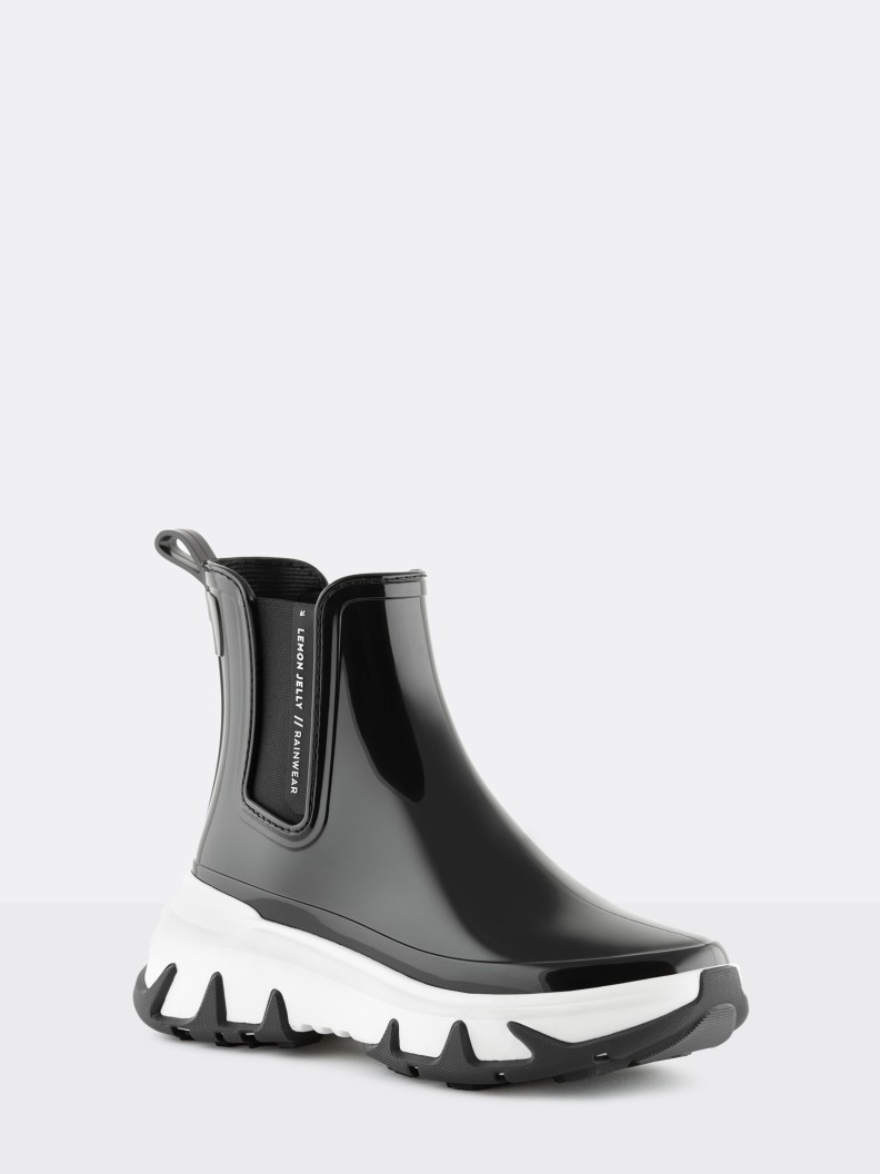 Thora Black/White