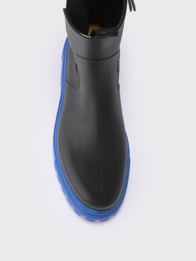 CORA 02