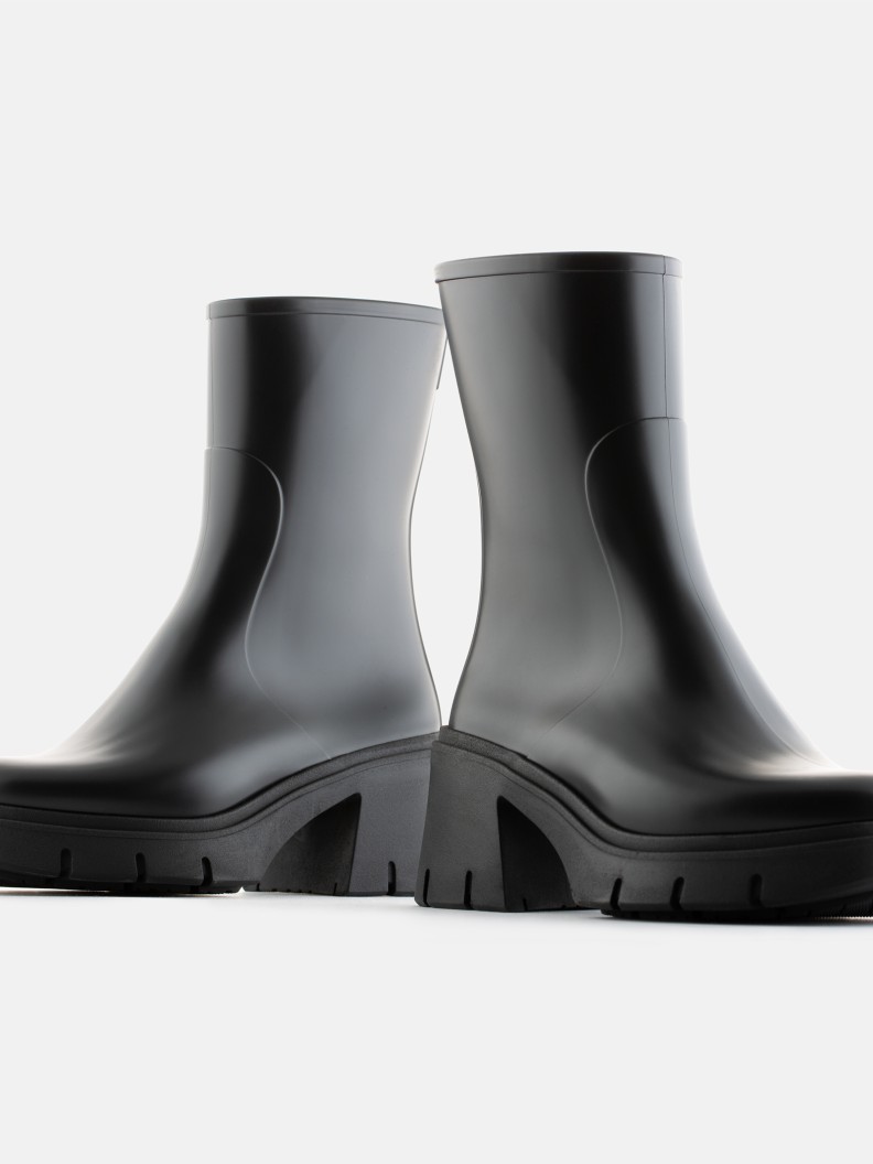 Grazia Black