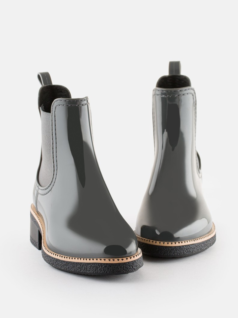 Ava Rainy Grey