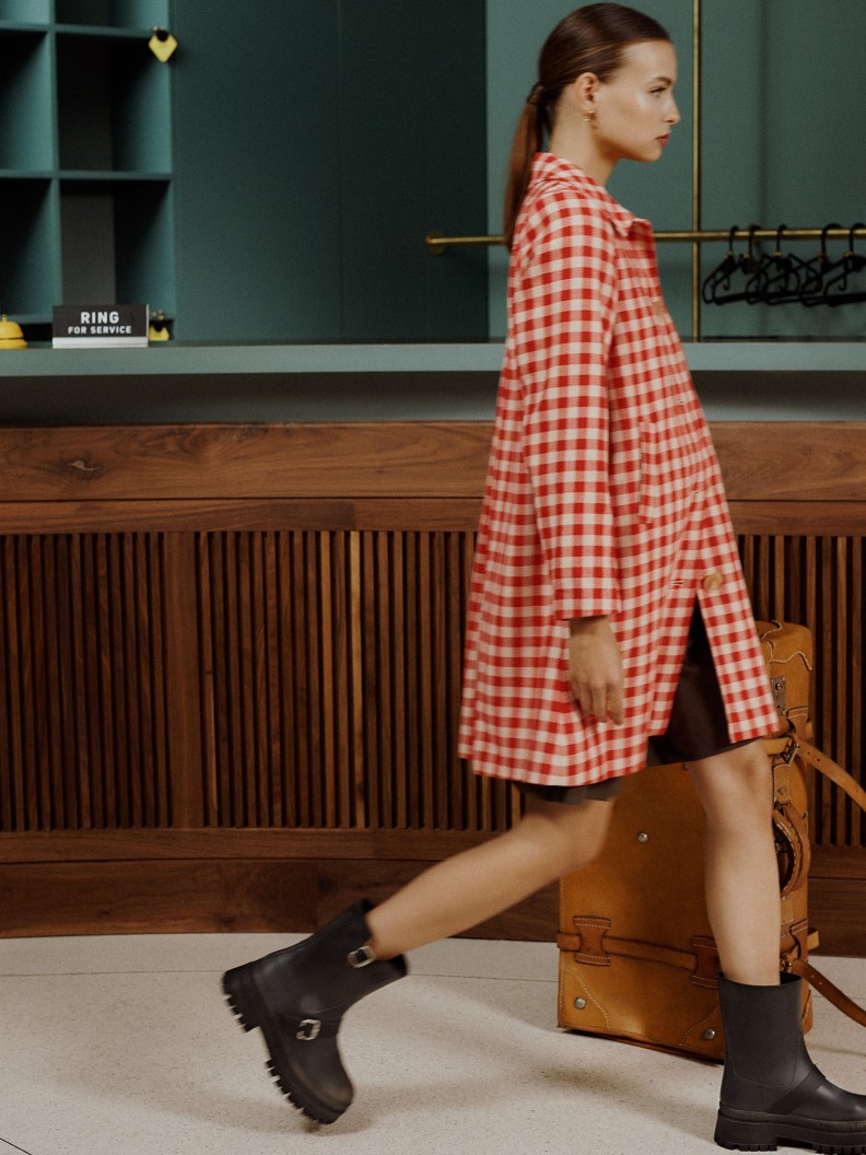 Kinley Black Distressed