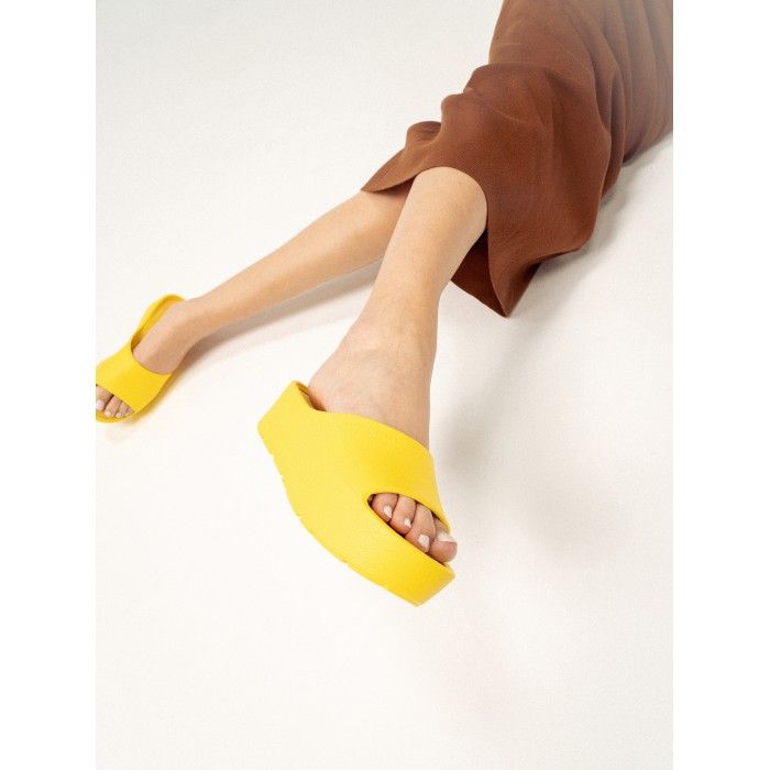 Chinelos Amarelos de Plataforma Vegan Sunny Vibrant Yellow - 10023116