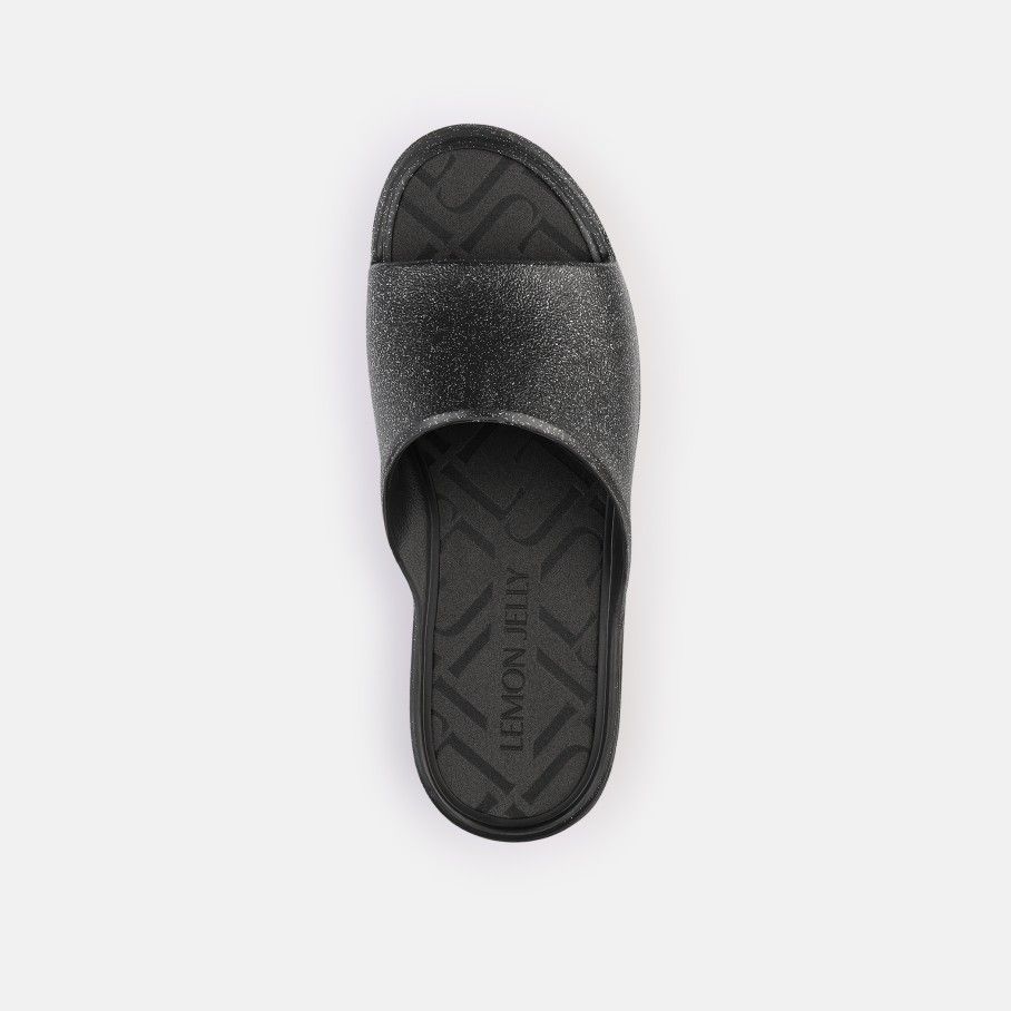 Fiorella Black