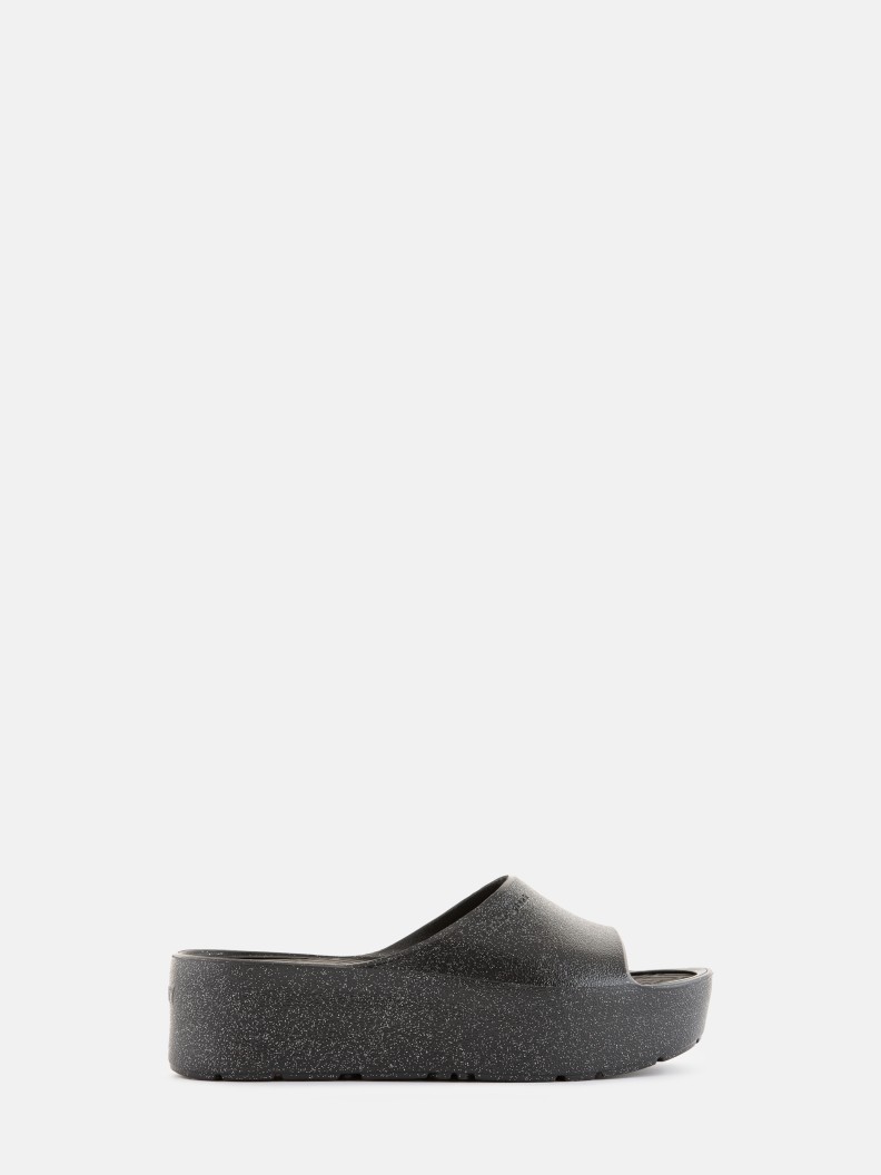 Fiorella Black