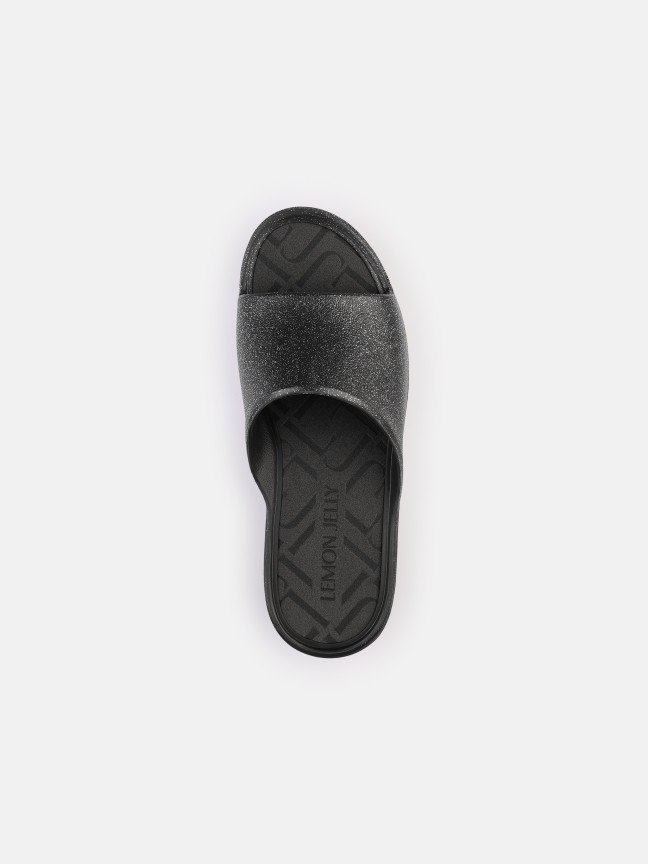 Fiorella Black