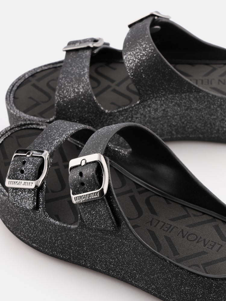 アラムナエ／ALUMNAE Strap Python Sandal アラムナエ／ALUMNAE Strap Python Sandal