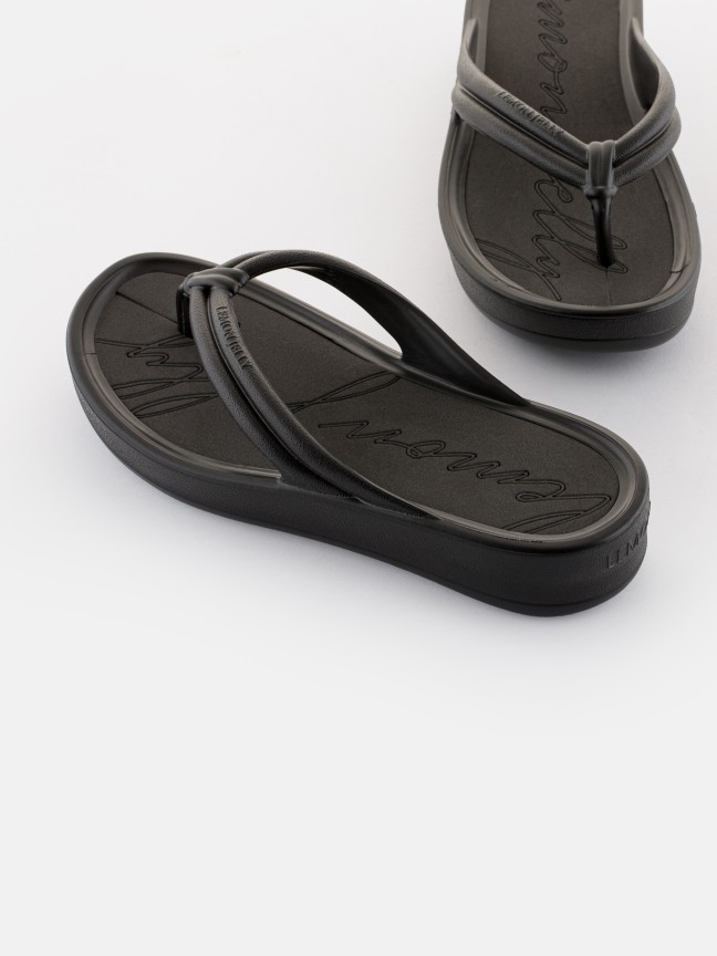 Mare Black