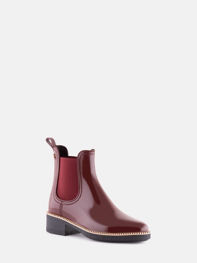 Ava Dark Berry