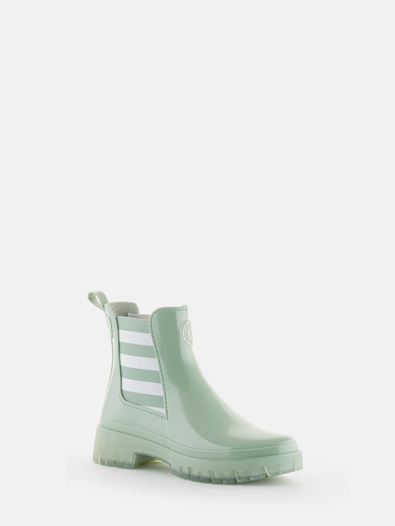 Maremma Frosty Green