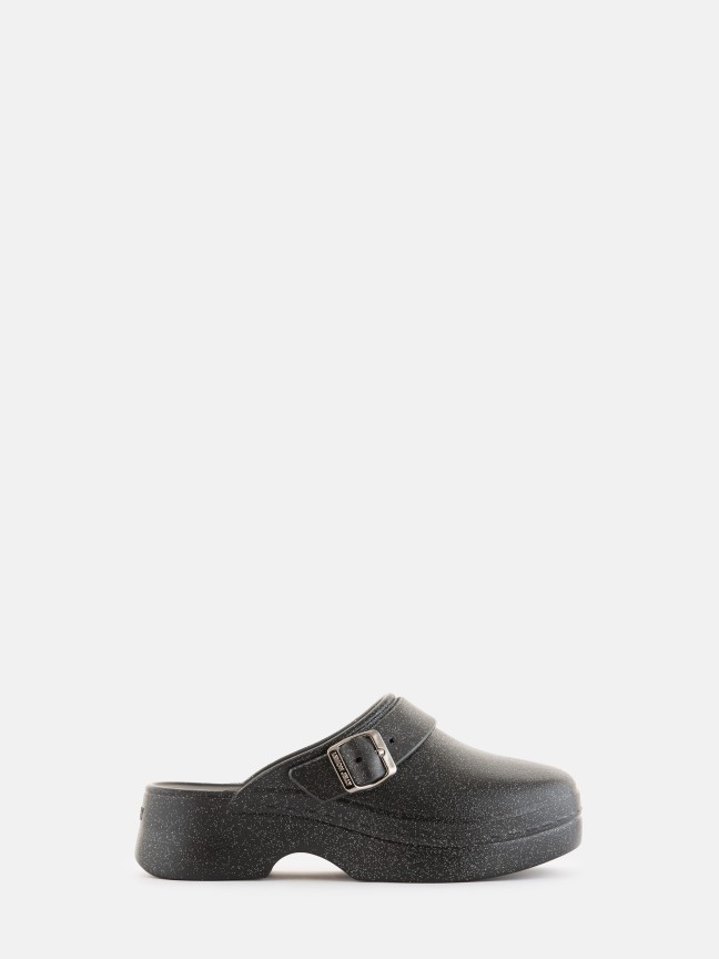 Amelie Black