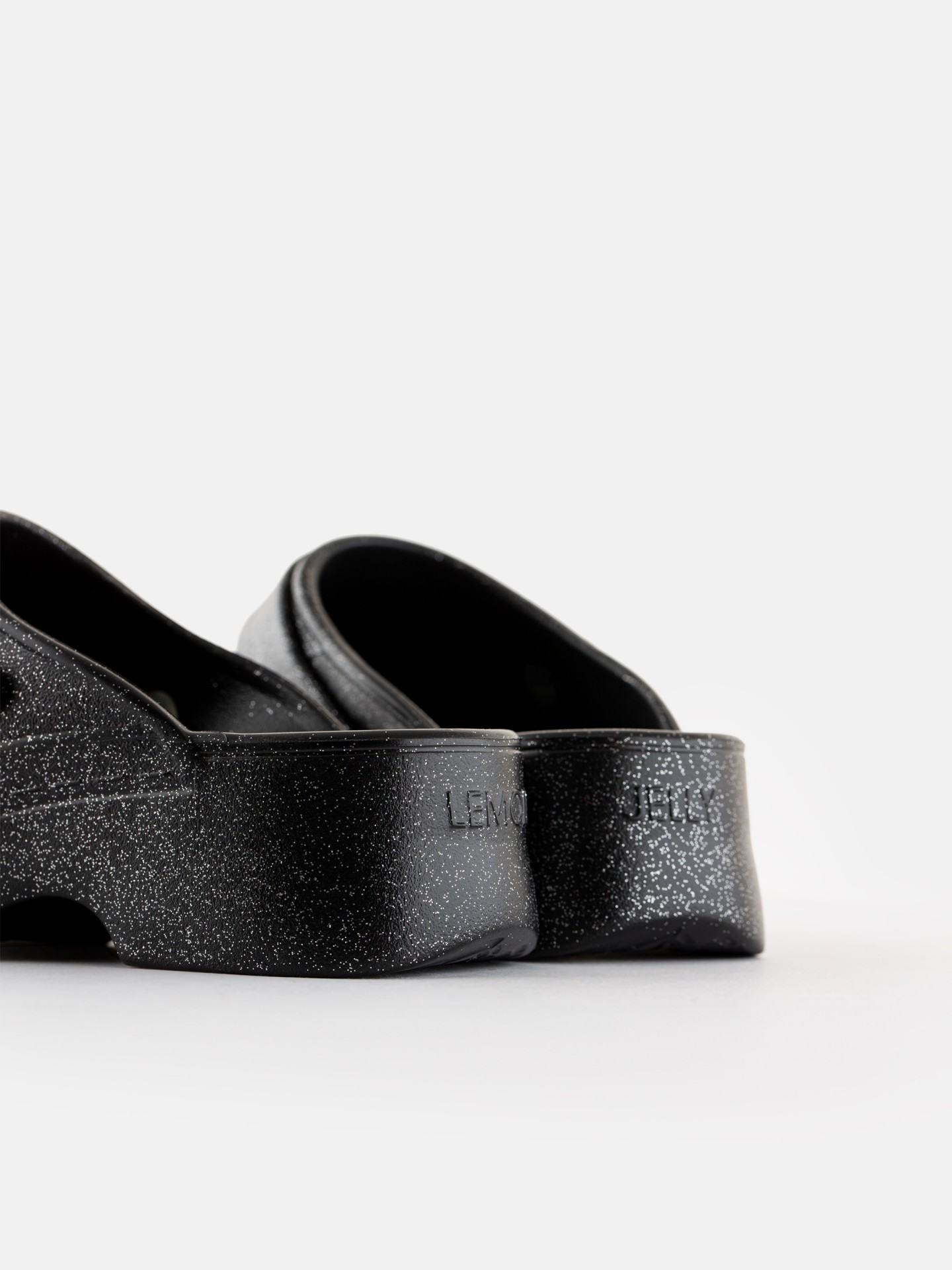 Amelie Black