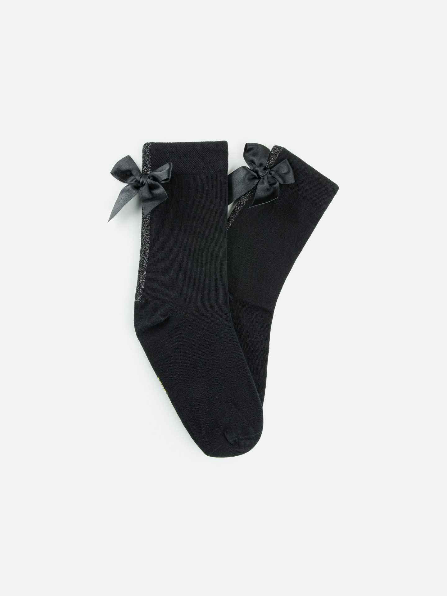 Bow Socks 01