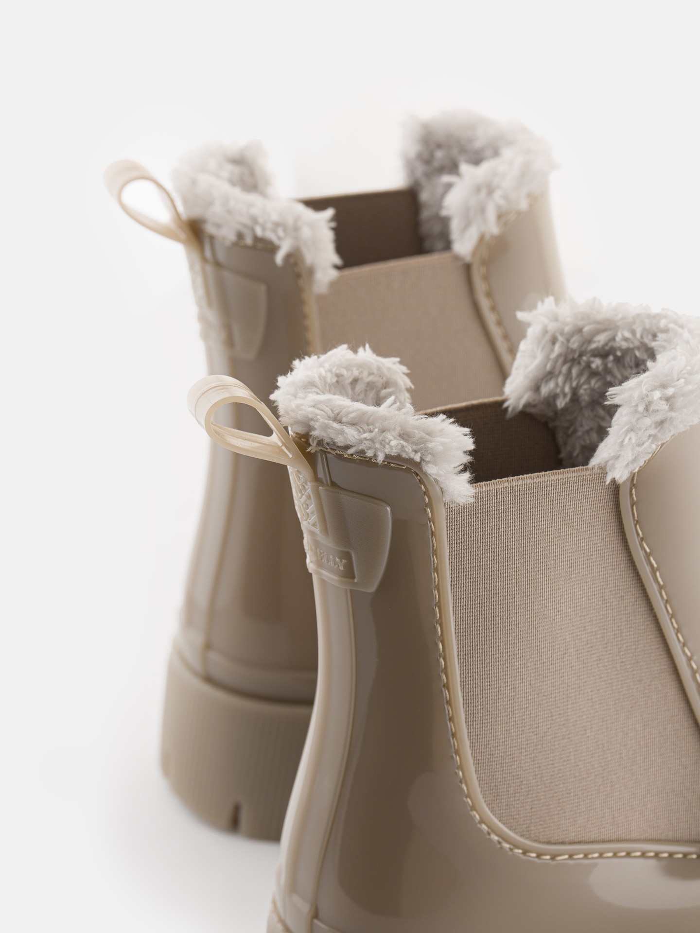 Colden Dusty Nude