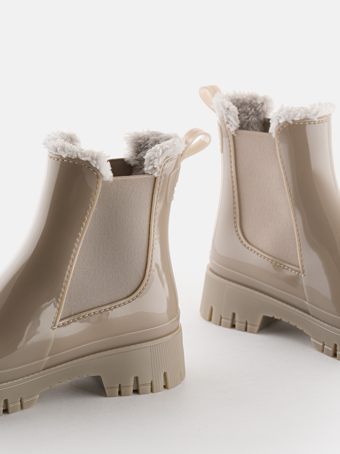 Colden Dusty Nude