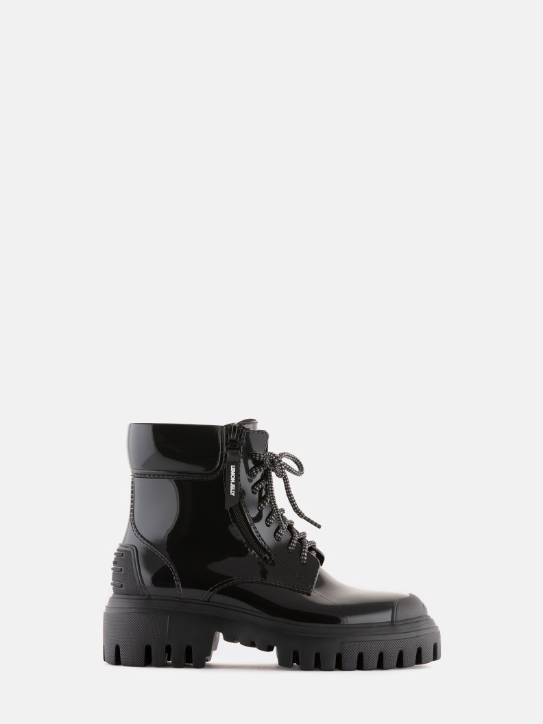 Kinsley Black