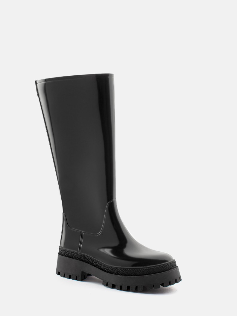 Artemis Black