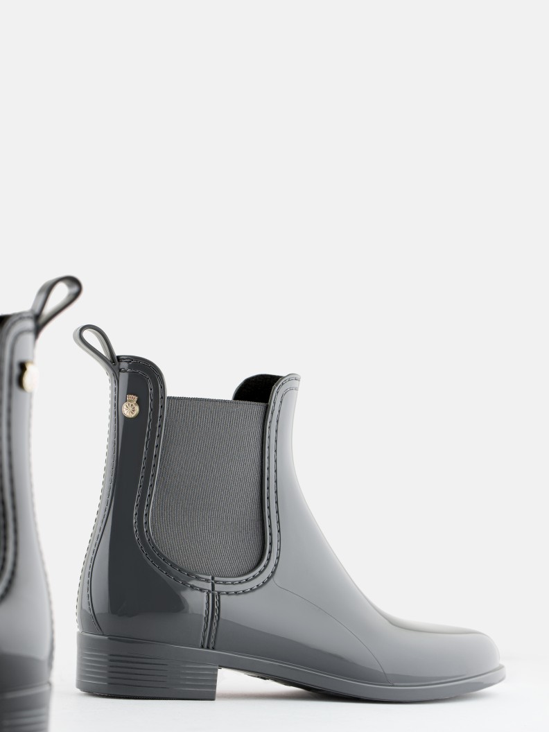 Comfy Rainy Grey