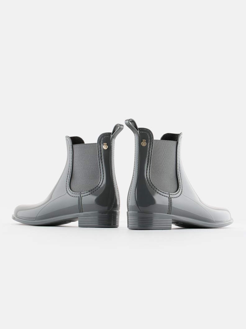 Comfy Rainy Grey