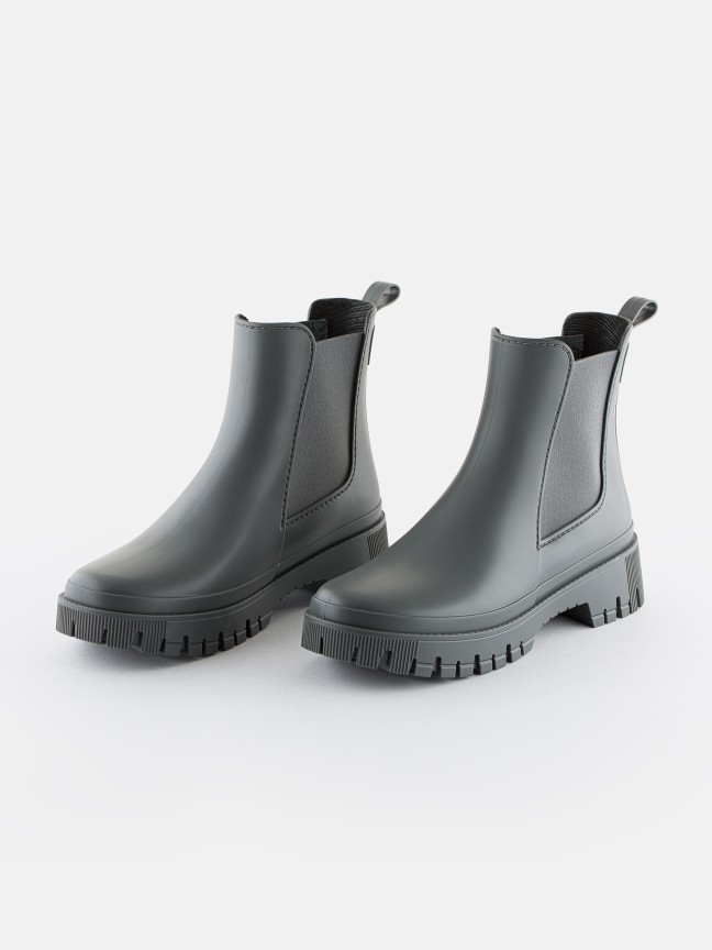 Kirby Rainy Grey