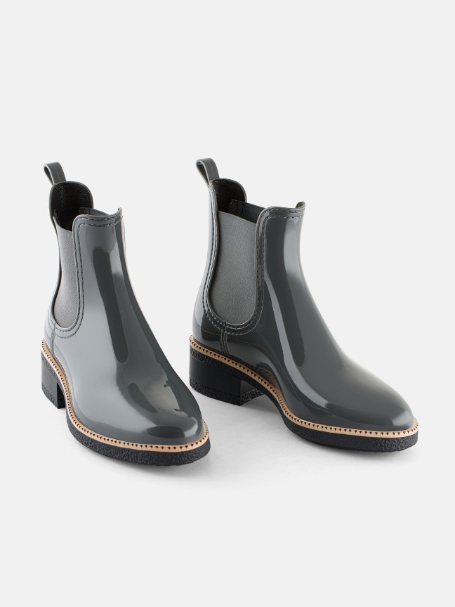 Ava Rainy Grey