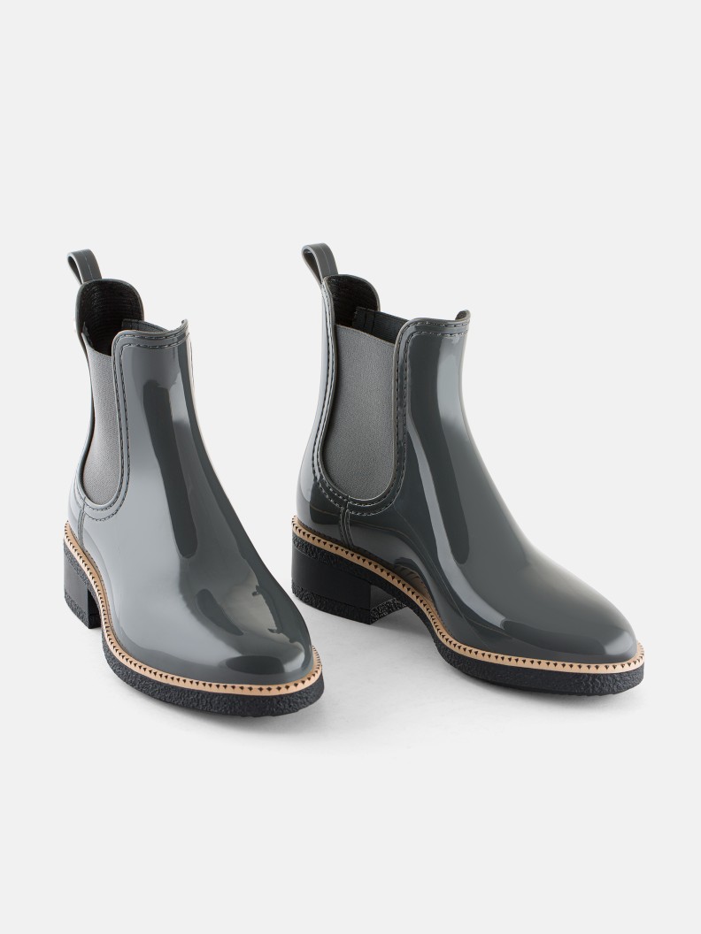 Ava Rainy Grey