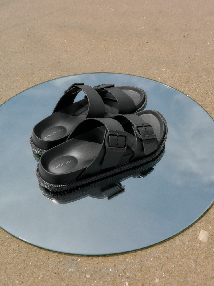 Lemon Jelly Sporty Sandals with Buckles Elise Black - 10023145