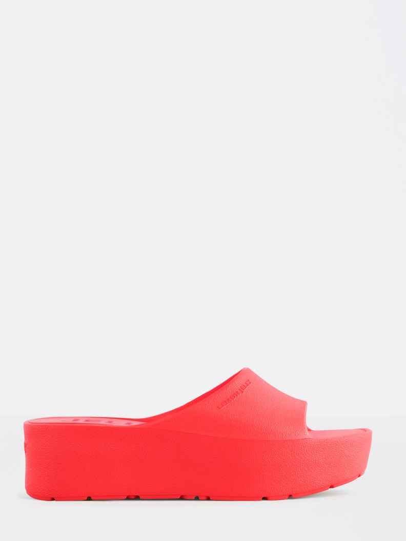 Sunny Red