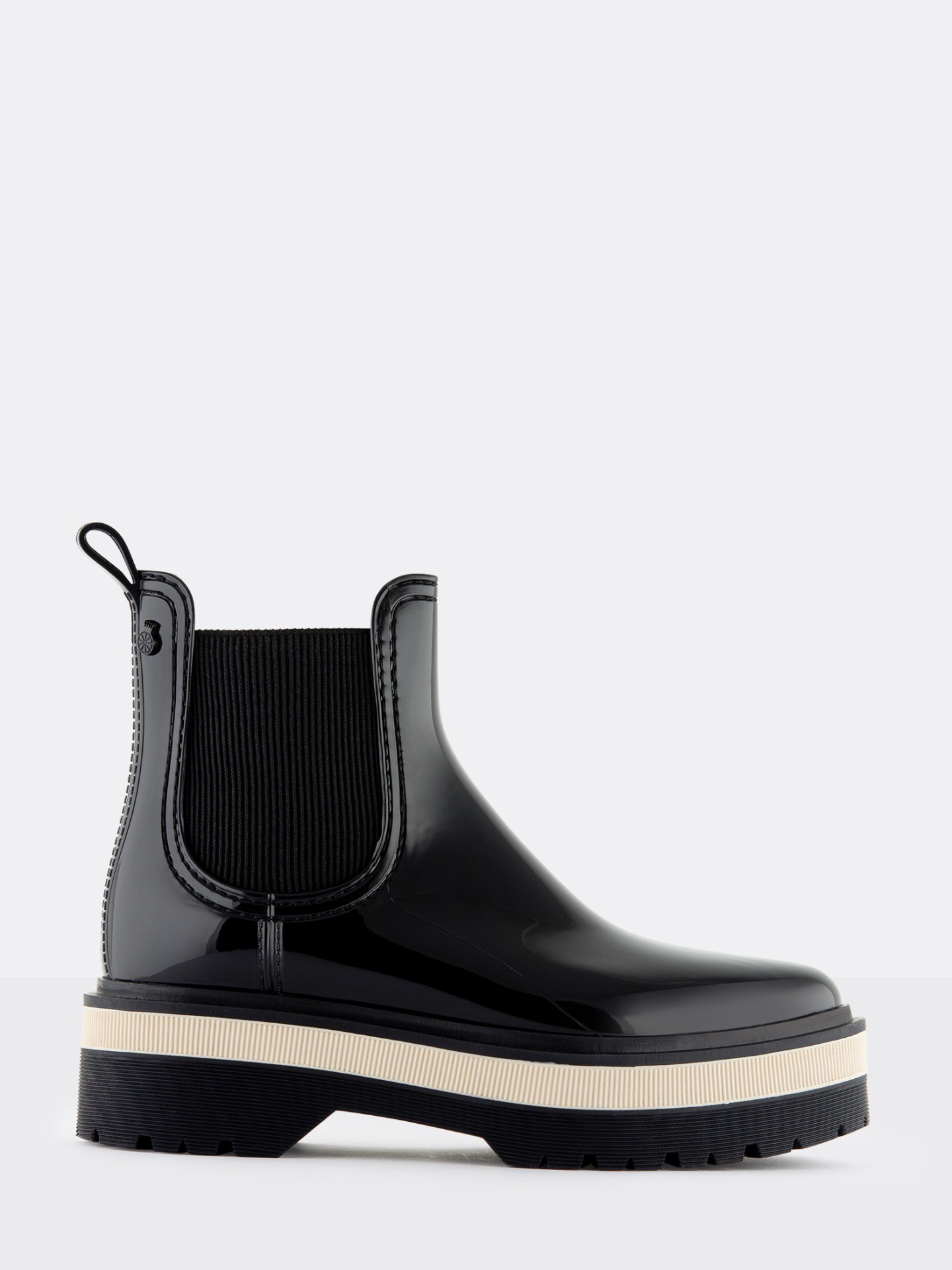 Netty Black/White