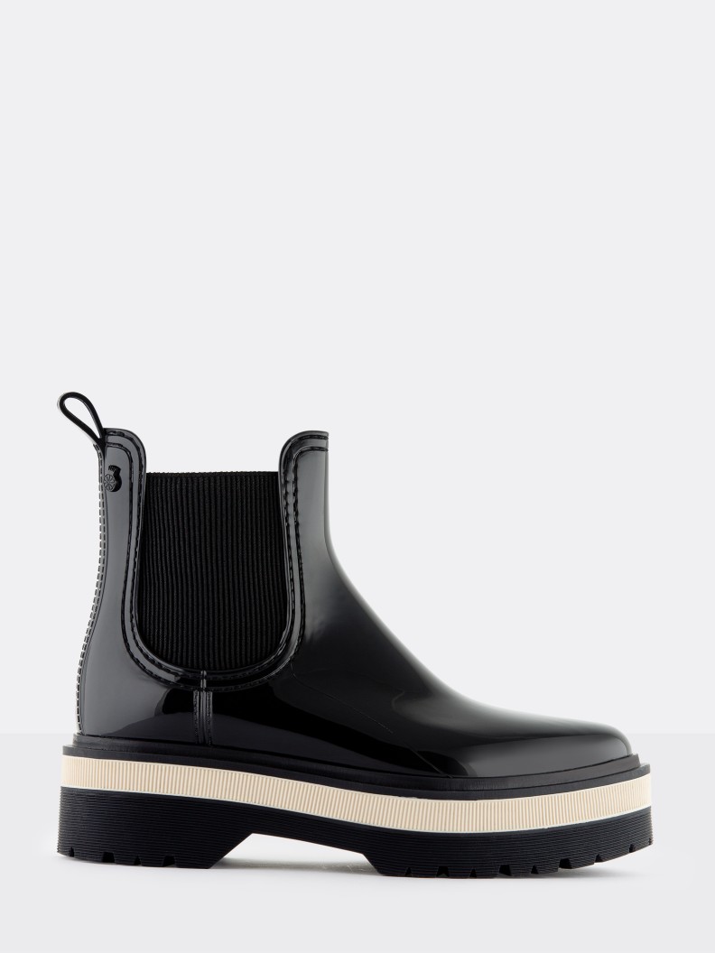 Netty Black/White
