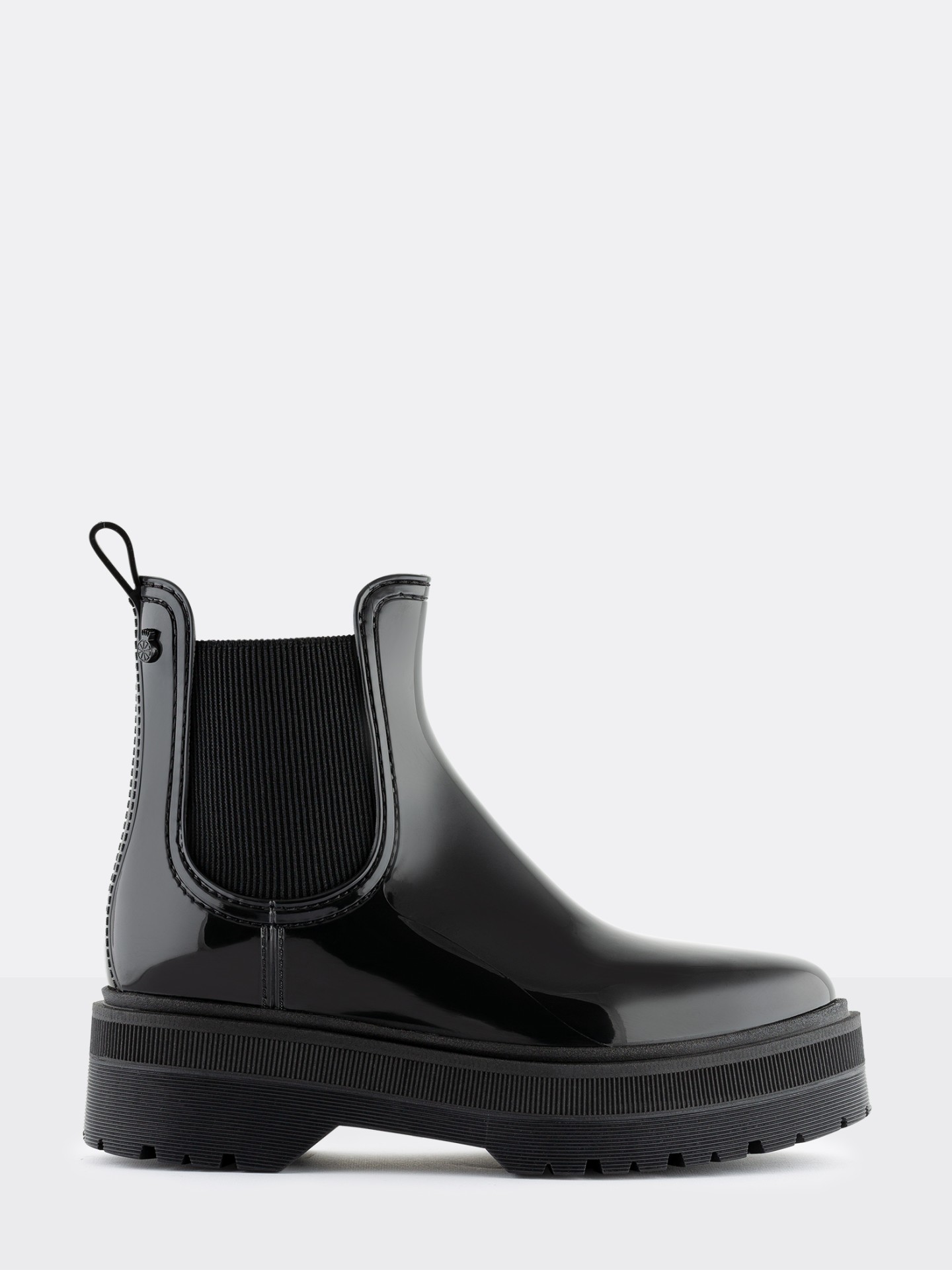 Netty Black