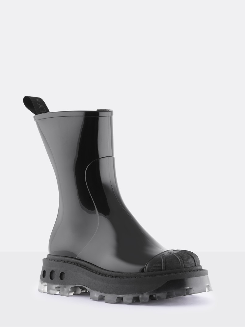 Lunar Black