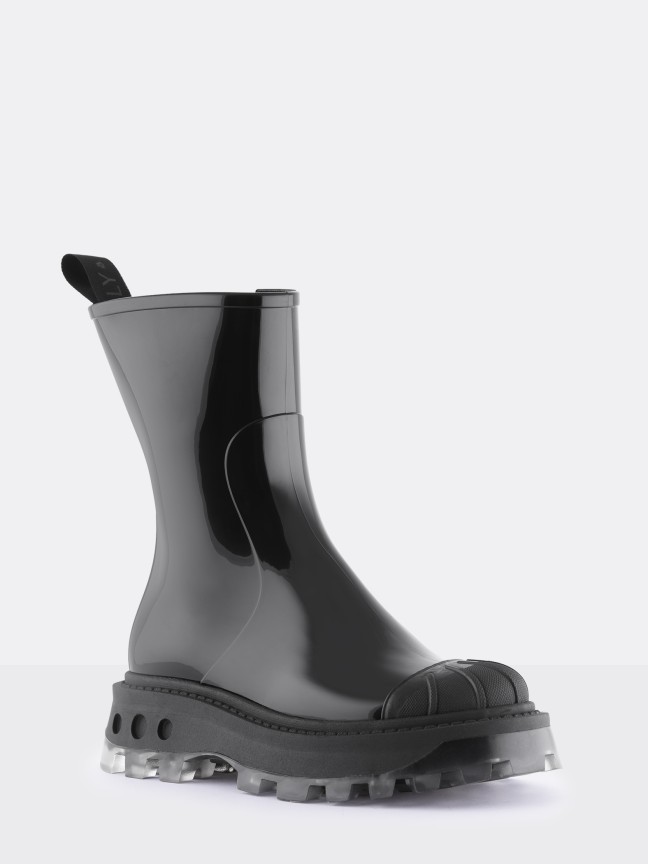 Lunar Black