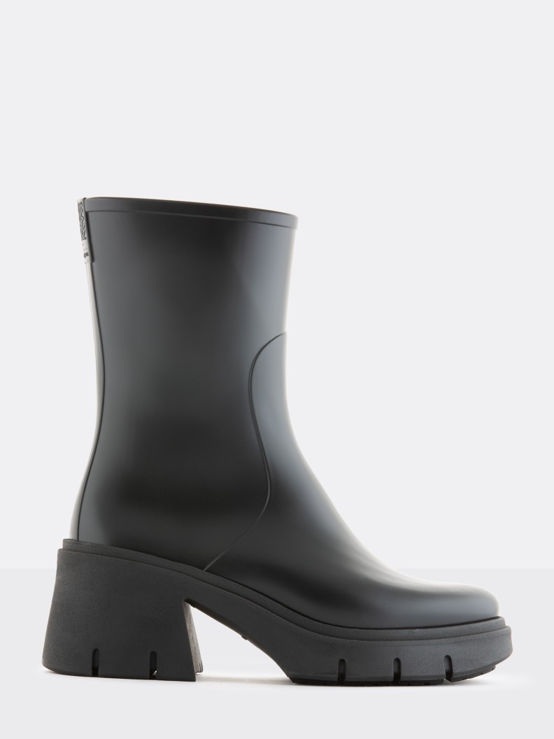 Grazia Black