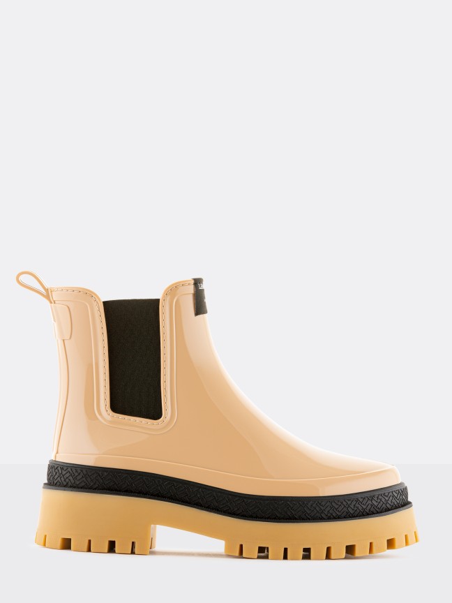Laney Sand