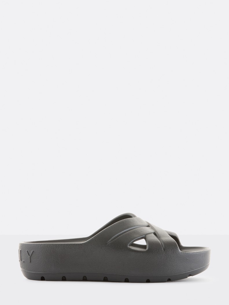 Moony Black