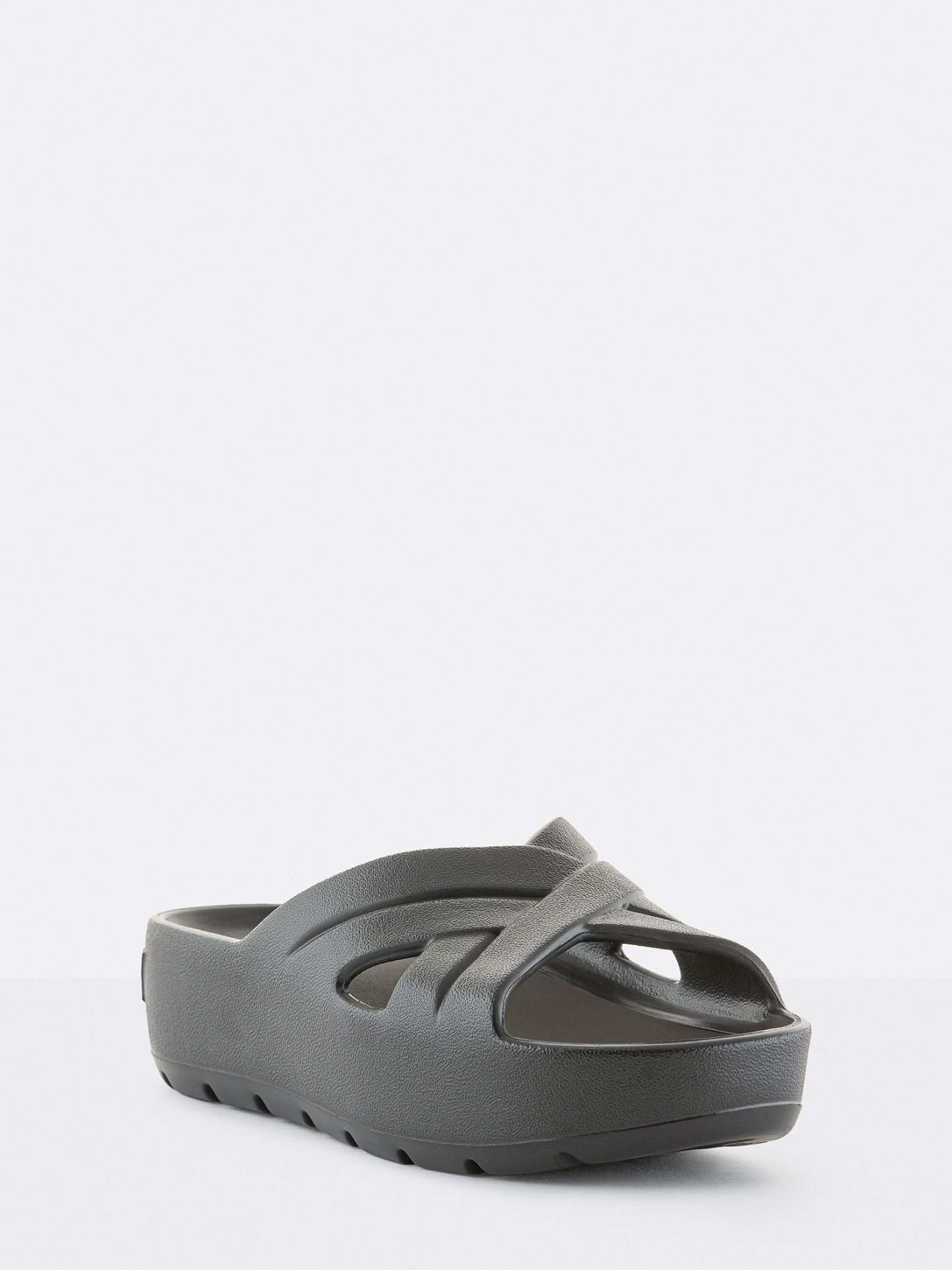 Moony Black