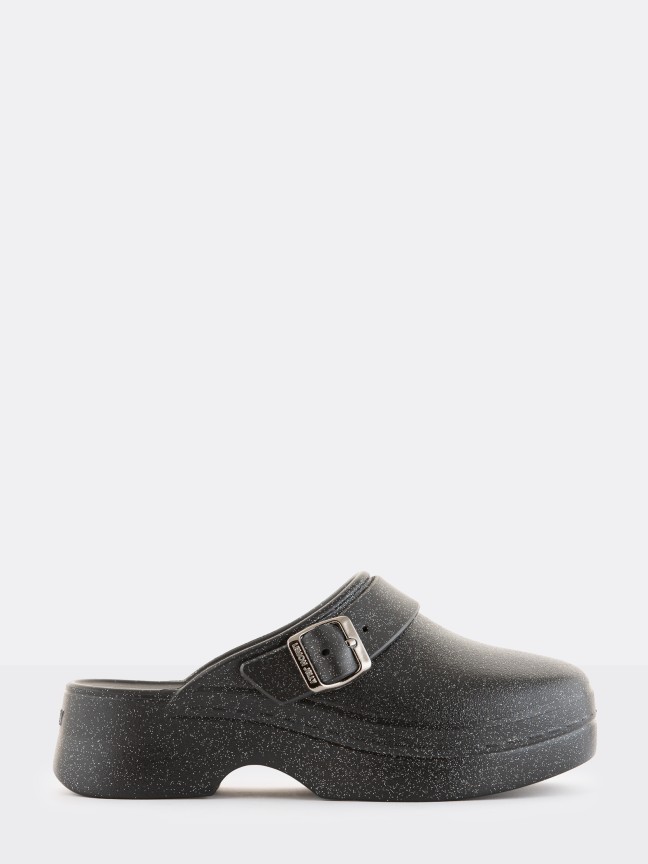 Amelie Black
