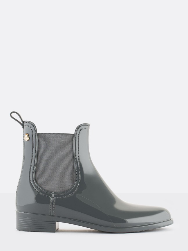 Comfy Rainy Grey