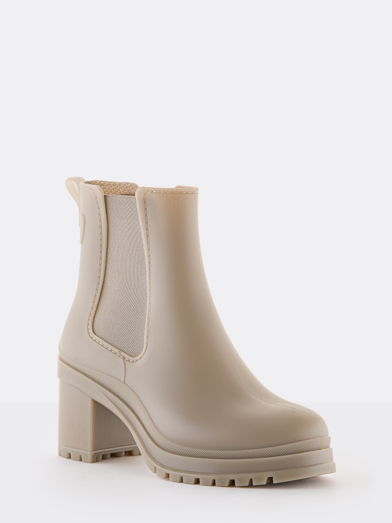 Nash Dusty Nude