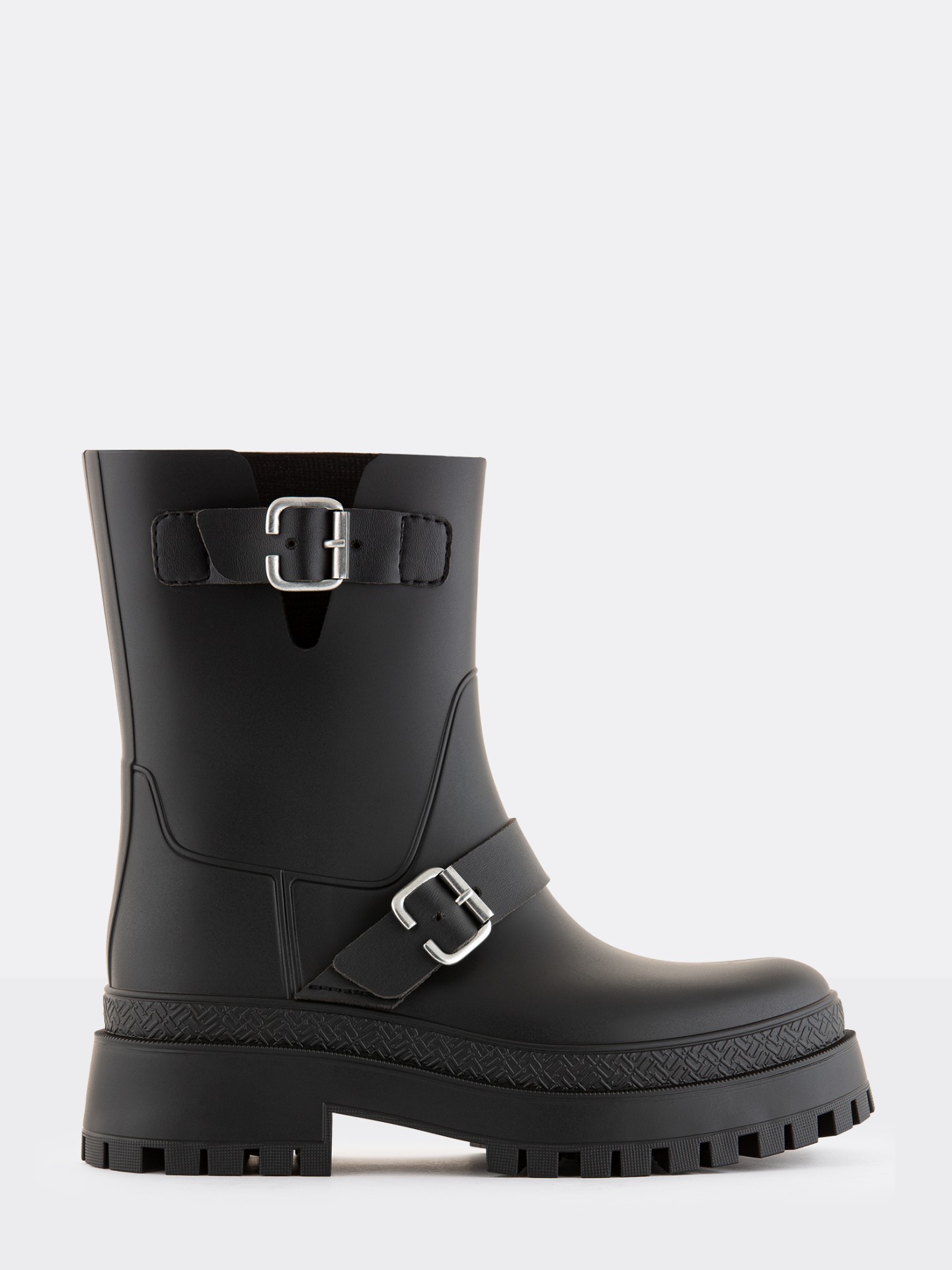 Kinley Black