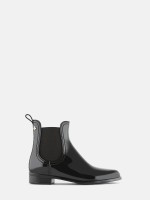 Comfy Black Comfy Black