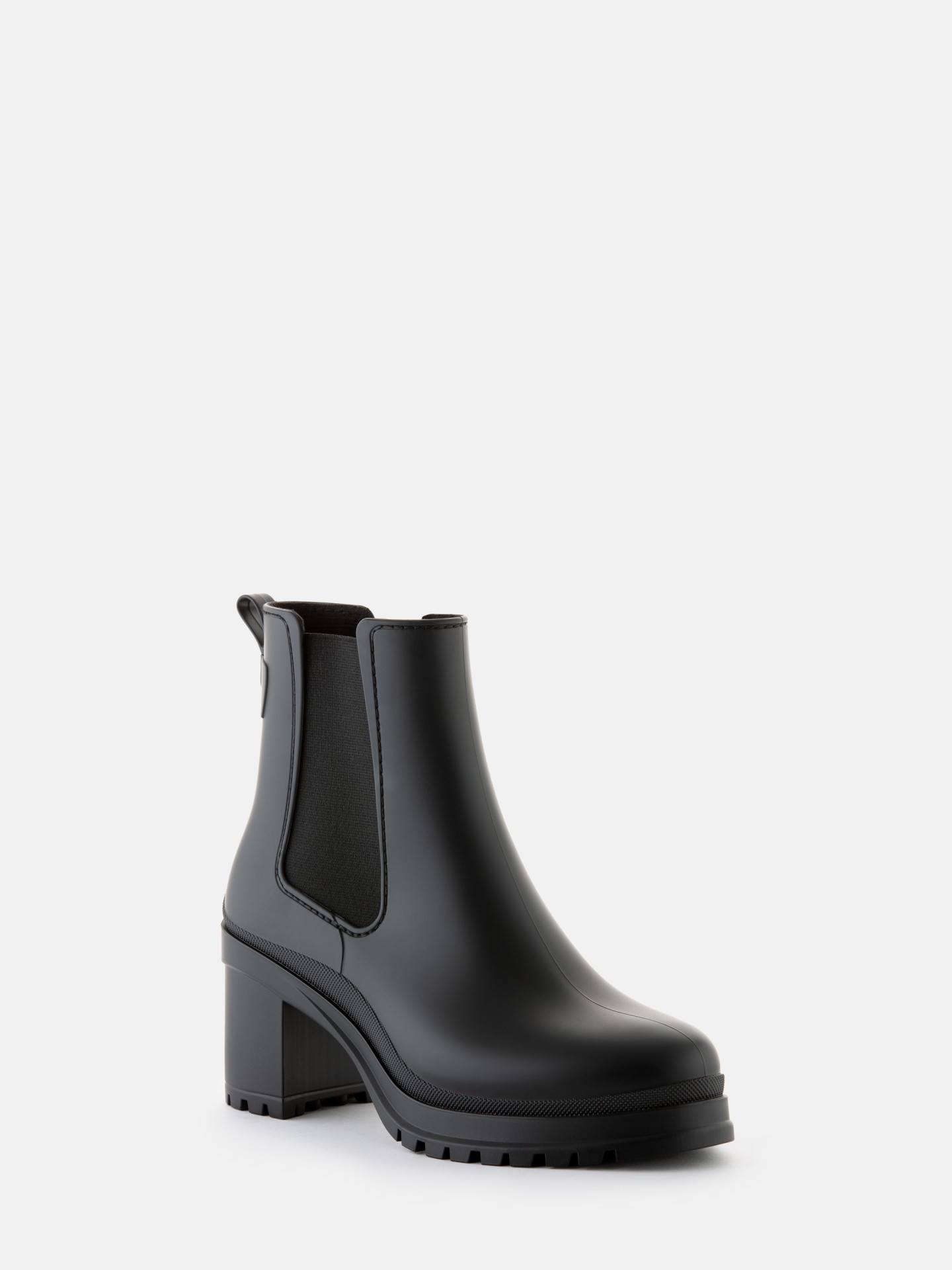 Nash Black